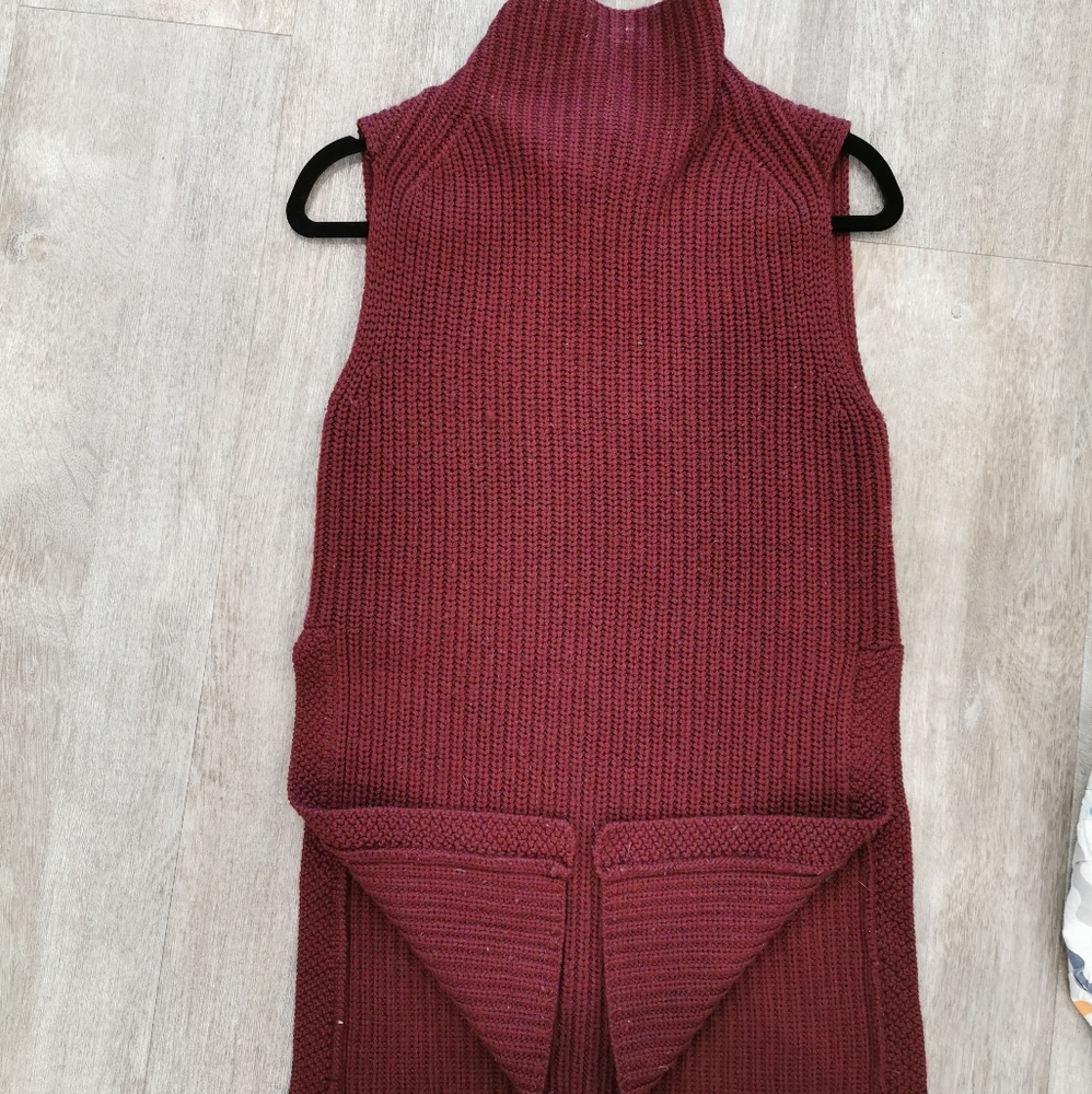 Aritzia Wilfred Wool Sweater